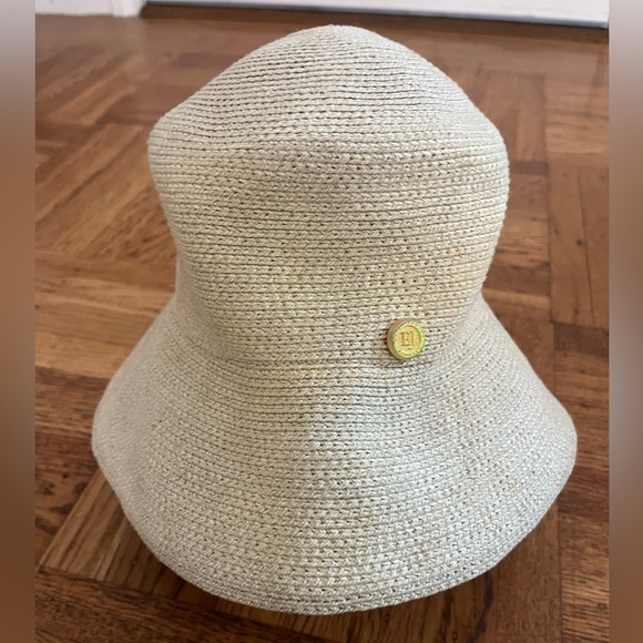 Eric Javits Stunning squishee Cream Straw Beach Bucket Hat - Picture 2 of 7
